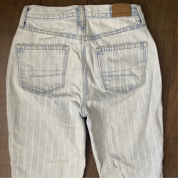 American Eagle Pin striped MOM JEAN Size 0 Short - Picture 7 of 8